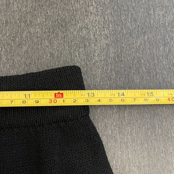 St. John Basics pleated Front Knit Pants, Size 6 - Picture 7 of 7